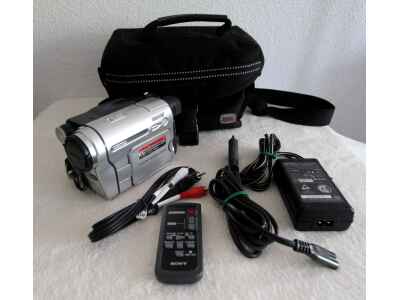 Sony CCD-TRV238E