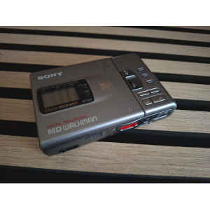Sony MZ-R30 MD MiniDisc Recorder