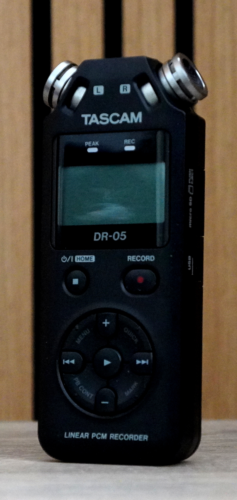 Tascam DR-05 Lineear PCM Recorder